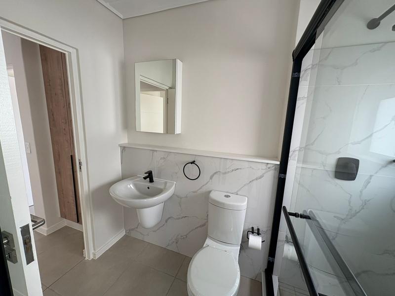 To Let 2 Bedroom Property for Rent in Richwood Western Cape